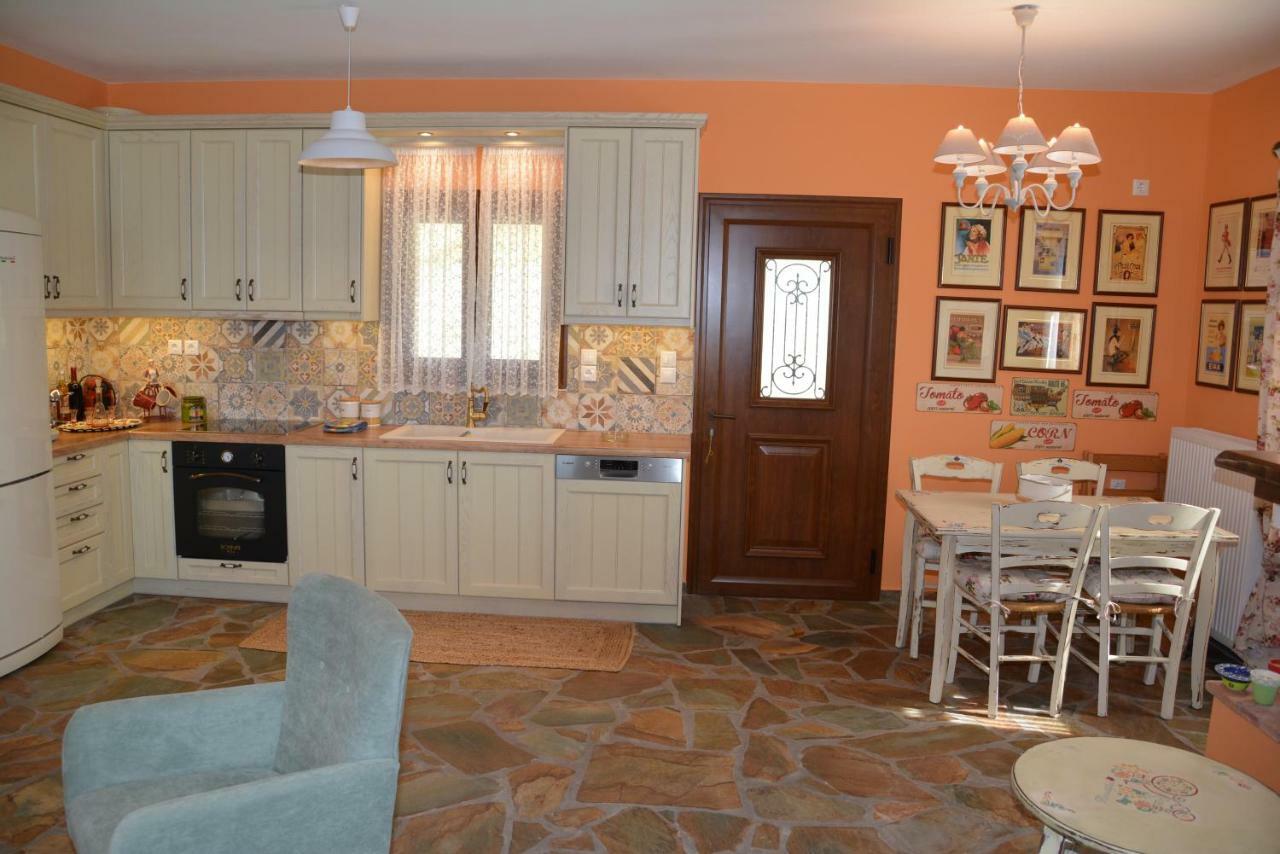 Melissandras View House Каристос Екстериор снимка