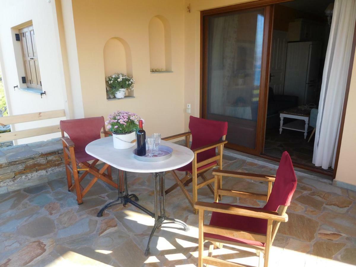 Melissandras View House Каристос Екстериор снимка